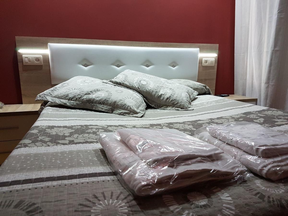 Hostal Los Nogales カンガス・デル・ナルセア エクステリア 写真